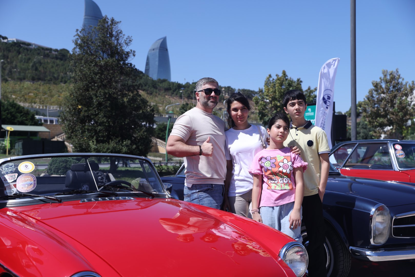 “At gücü” - klassik avtomobillərin yürüşü və çövkən oyunu keçirilib (FOTO)