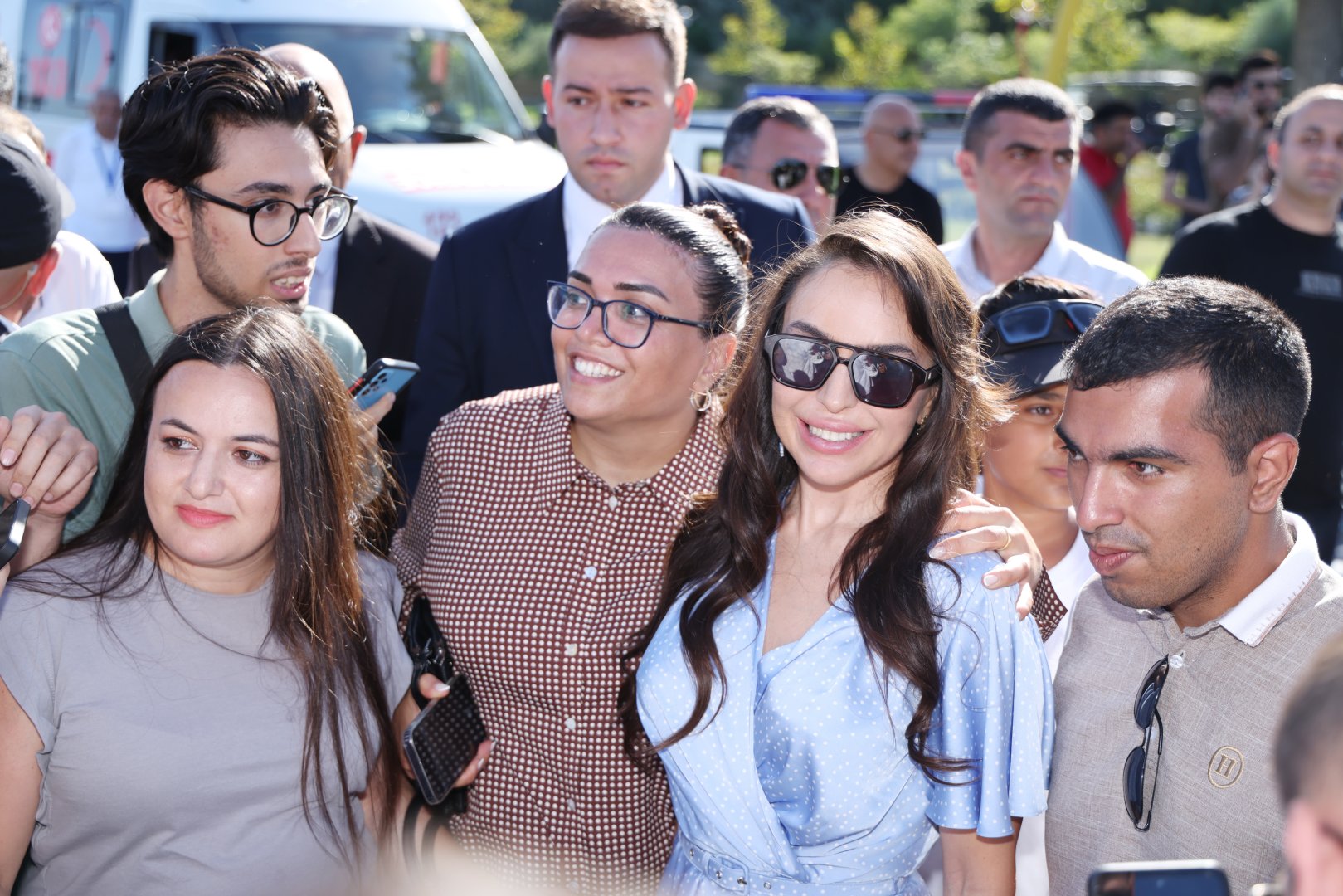 “At gücü” - klassik avtomobillərin yürüşü və çövkən oyunu keçirilib (FOTO)