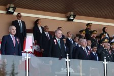Azərbaycan müdafiə naziri Türkiyədə hərbi məktəblərin buraxılış mərasimlərində iştirak edib (FOTO)