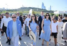 “At gücü” - klassik avtomobillərin yürüşü və çövkən oyunu keçirilib (FOTO)