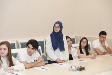 Xaçmazda tələbə adını qazanan şəhid övladları və 600-dən yüksək bal toplayan məzunlarla görüş keçirilib (FOTO)