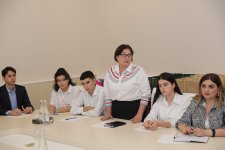 Xaçmazda tələbə adını qazanan şəhid övladları və 600-dən yüksək bal toplayan məzunlarla görüş keçirilib (FOTO)