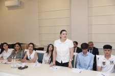 Xaçmazda tələbə adını qazanan şəhid övladları və 600-dən yüksək bal toplayan məzunlarla görüş keçirilib (FOTO)