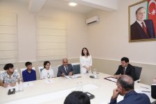 Xaçmazda tələbə adını qazanan şəhid övladları və 600-dən yüksək bal toplayan məzunlarla görüş keçirilib (FOTO)