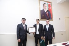 Xaçmazda tələbə adını qazanan şəhid övladları və 600-dən yüksək bal toplayan məzunlarla görüş keçirilib (FOTO)