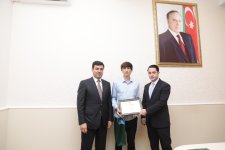 Xaçmazda tələbə adını qazanan şəhid övladları və 600-dən yüksək bal toplayan məzunlarla görüş keçirilib (FOTO)