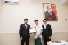 Xaçmazda tələbə adını qazanan şəhid övladları və 600-dən yüksək bal toplayan məzunlarla görüş keçirilib (FOTO)