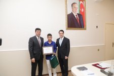 Xaçmazda tələbə adını qazanan şəhid övladları və 600-dən yüksək bal toplayan məzunlarla görüş keçirilib (FOTO)