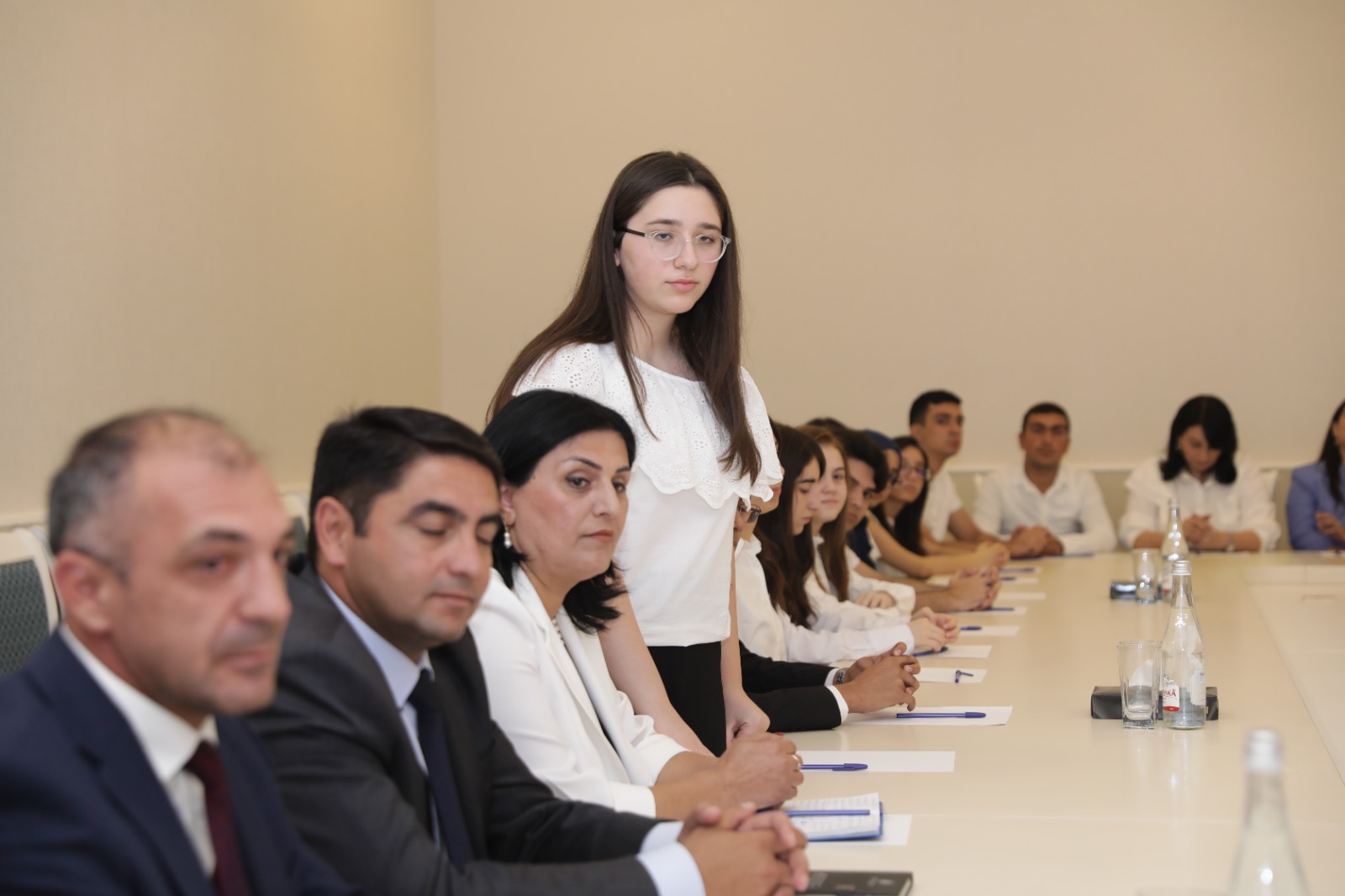 Xaçmazda tələbə adını qazanan şəhid övladları və 600-dən yüksək bal toplayan məzunlarla görüş keçirilib (FOTO)