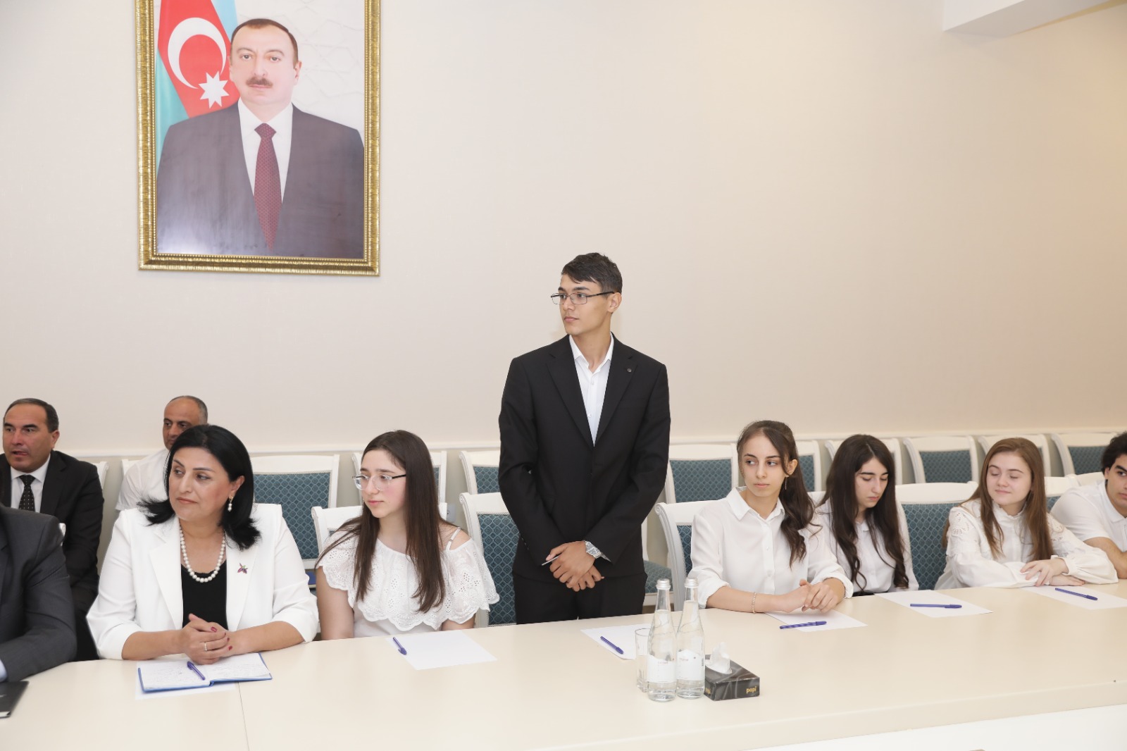 Xaçmazda tələbə adını qazanan şəhid övladları və 600-dən yüksək bal toplayan məzunlarla görüş keçirilib (FOTO)