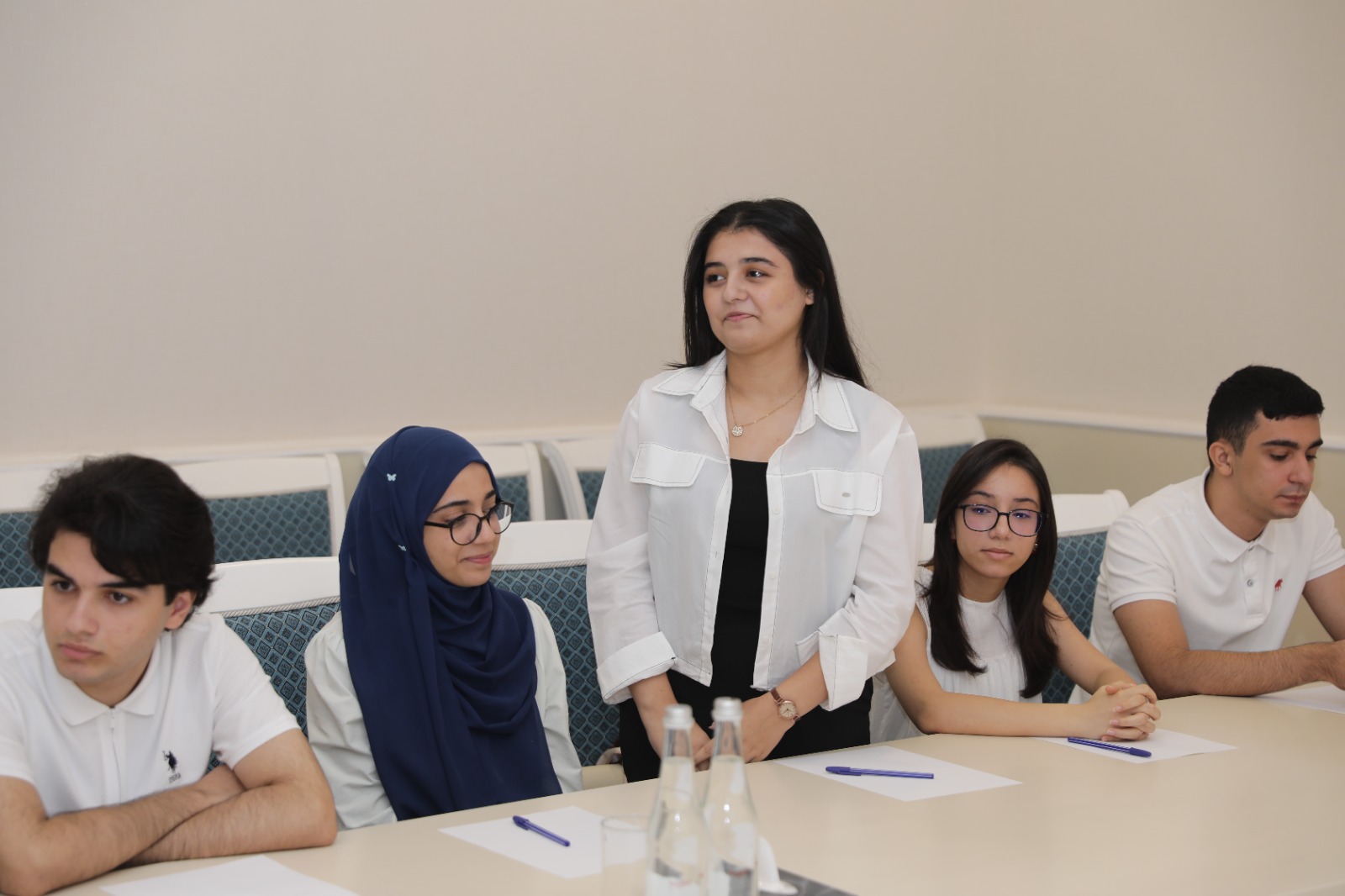 Xaçmazda tələbə adını qazanan şəhid övladları və 600-dən yüksək bal toplayan məzunlarla görüş keçirilib (FOTO)