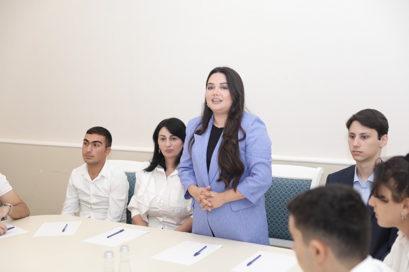 Xaçmazda tələbə adını qazanan şəhid övladları və 600-dən yüksək bal toplayan məzunlarla görüş keçirilib (FOTO)