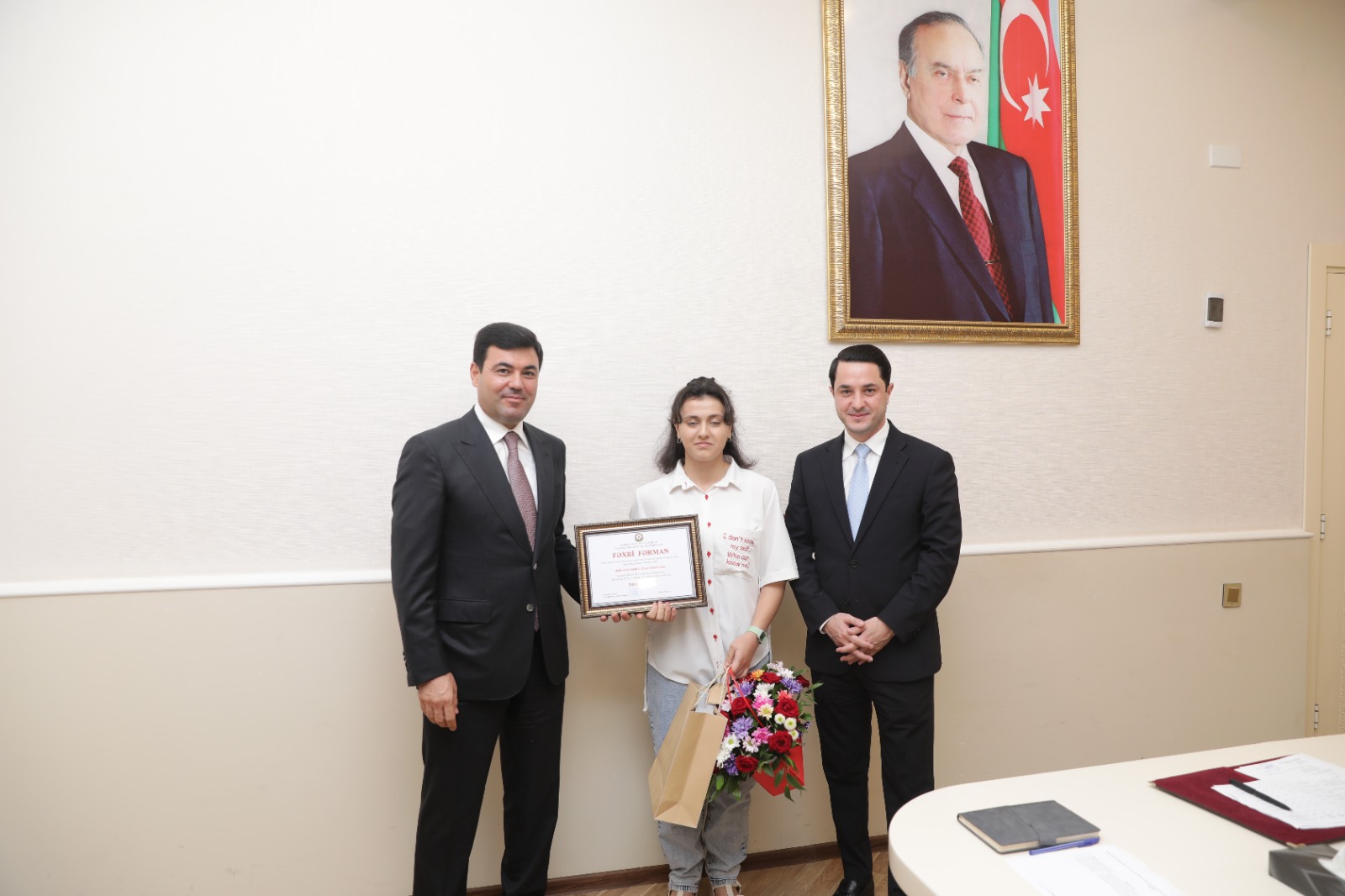 Xaçmazda tələbə adını qazanan şəhid övladları və 600-dən yüksək bal toplayan məzunlarla görüş keçirilib (FOTO)