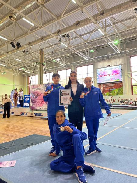 İdman gimnastlarımız Açıq kubokda medallar qazanıblar (FOTO)