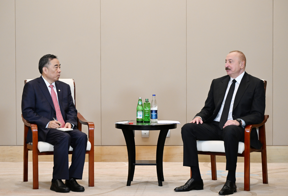 Prezident İlham Əliyev Tiencin şəhərində “CCCC” şirkətinin sədri ilə görüşüb (FOTO/VİDEO)