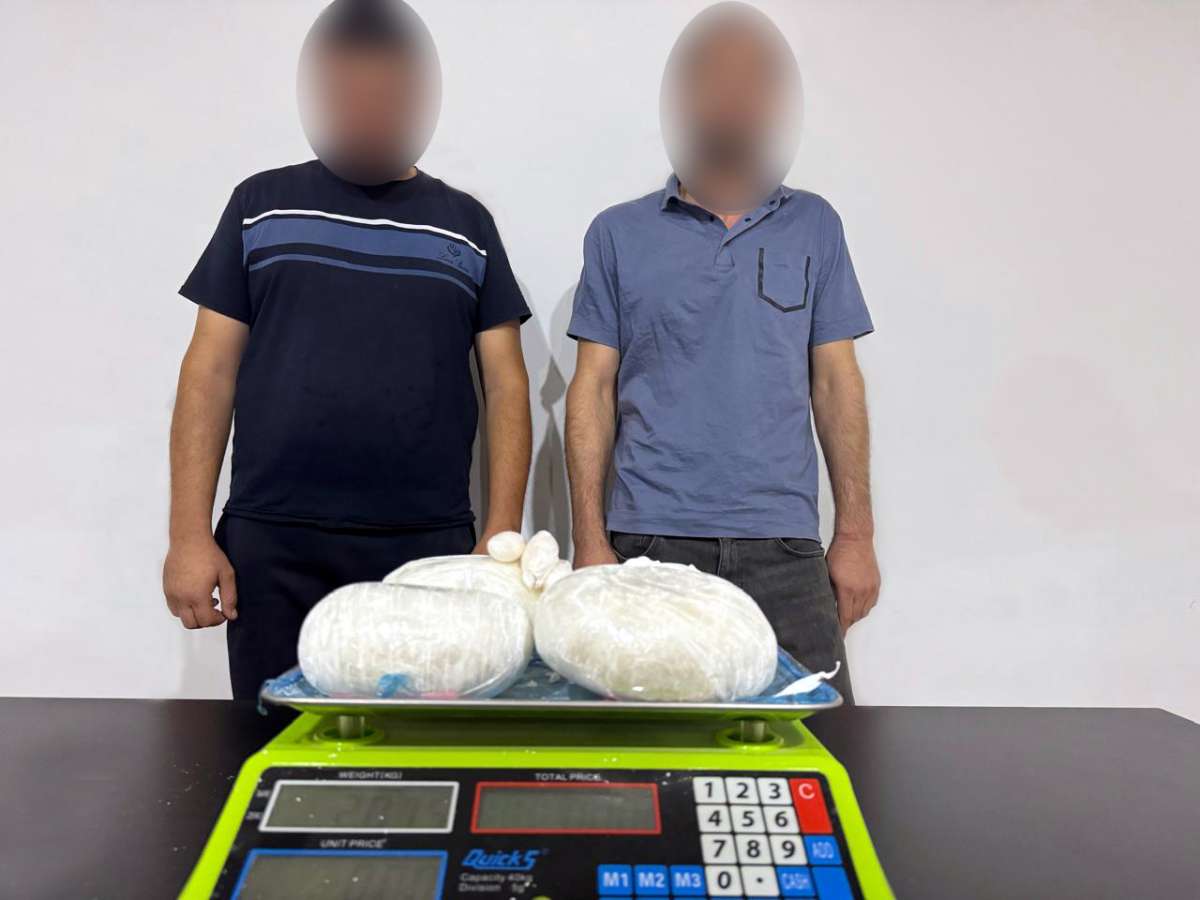 Yanğınsöndürən balonundan narkotik çıxdı: Gömrükdə 2 kq metamfetamin aşkarlandı (FOTO)
