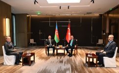 Tiencində Azərbaycan Prezidenti İlham Əliyevin Türkiyə Prezidenti Rəcəb Tayyib Ərdoğanla görüşü olub (FOTO) (YENİLƏNİB)
