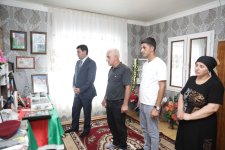 Xaçmazın Uzunoba kəndində şəhid Ehtiram Heydərovun ailəsi ziyarət olunub (FOTO)