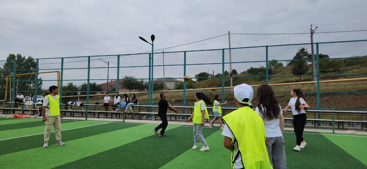 Gürcüstanda yaşayan azərbaycanlı gənclər yay düşərgəsində (FOTO)