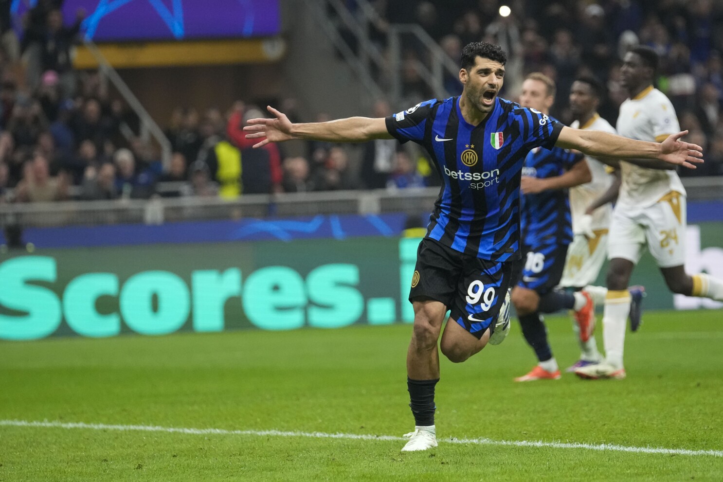 Mehdi Taremi “Olimpiakos”a transfer olundu
