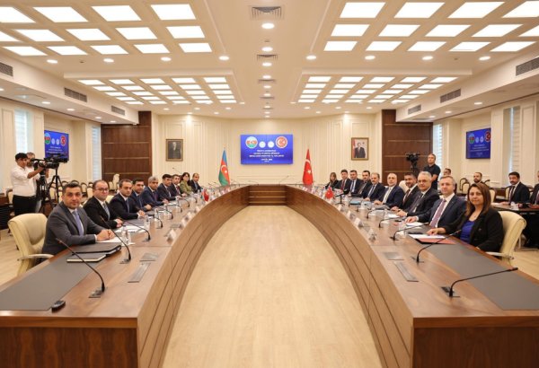 Azərbaycanla Türkiyə arasında əmək və sosial müdafiə sahəsində əməkdaşlıq üzrə Birgə Daimi Komissiyanın iclası keçirilib (FOTO)