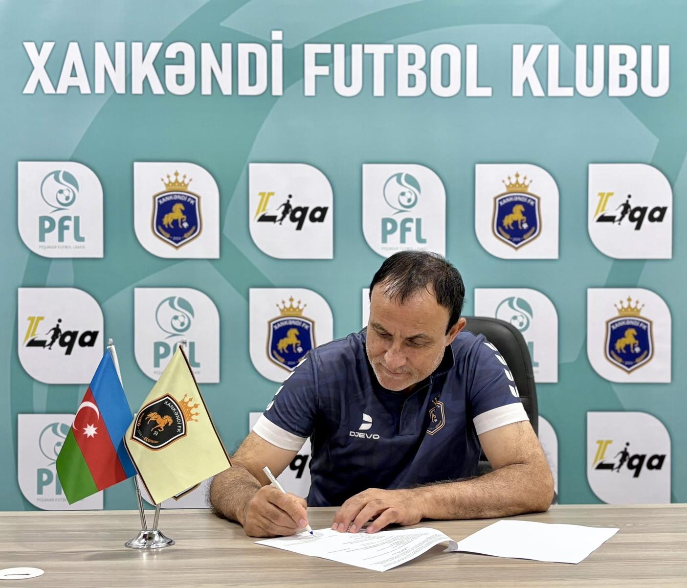 “Xankəndi” FK tanınmış türkiyəli mütəxəssislə müqavilə imzalayıb (FOTO)