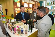 Azərbaycan sahibkarları “WorldFood Istanbul 2025” sərgisində məhsullarını təqdim edirlər (FOTO)