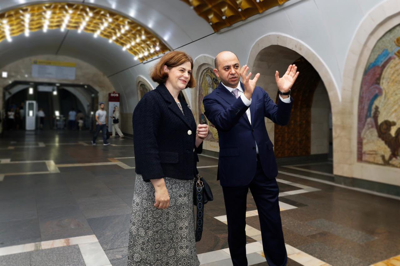 Bakı metrosu ilə AİB arasında əməkdaşlıq perspektivləri müzakirə edilib (FOTO)