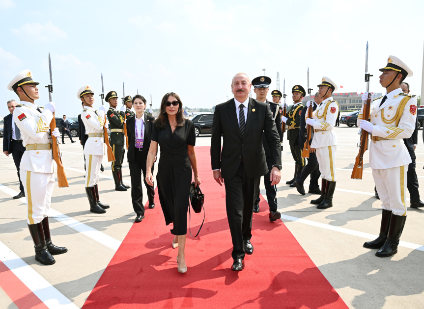 Prezident İlham Əliyevin Çinə işgüzar səfəri başa çatıb (FOTO)