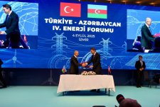 İzmirdə Azərbaycan - Türkiyə IV Enerji Forumu keçirilib (FOTO)
