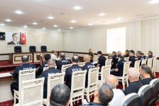 Vilayət Eyvazov Naftalanda vətəndaşların müraciətlərini dinlədi və sıra baxışı keçirdi (FOTO)