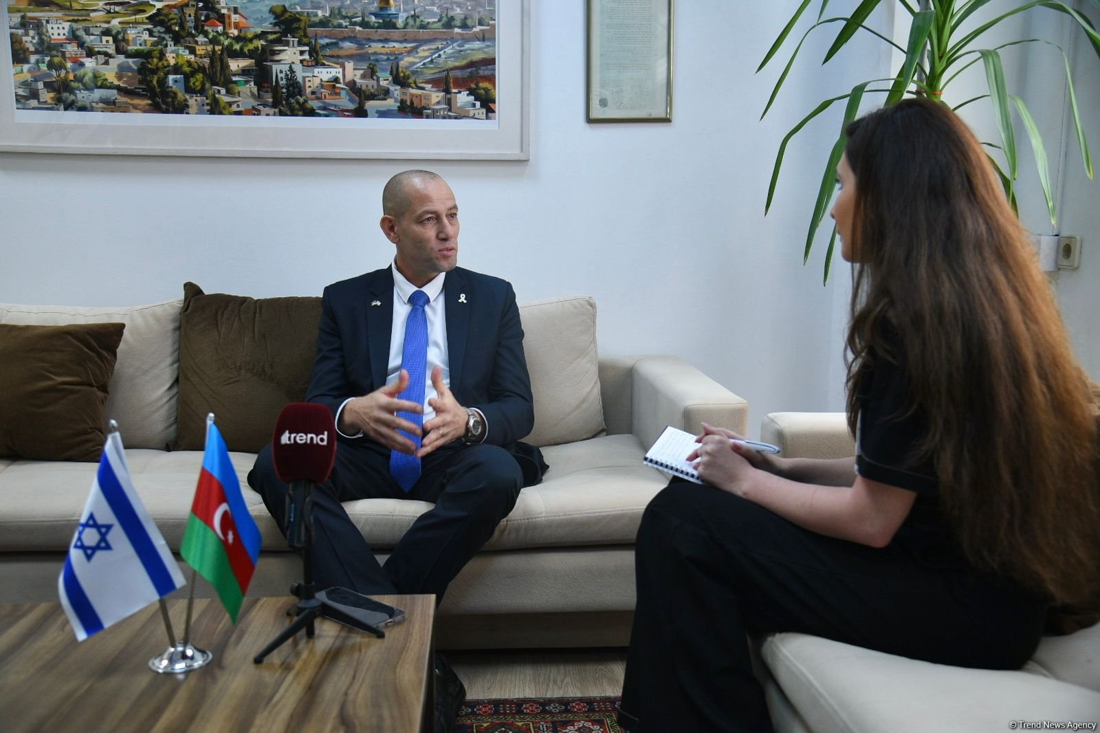 Səfir Ronen Kraus İsrailin Qarabağa investisiyalarının perspektivli istiqamətləri haqqında (Özəl müsahibə) (FOTO)