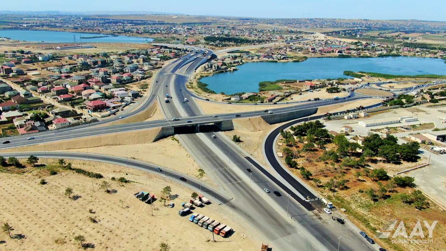Pirşağı–Novxanı–Xırdalan–M4 avtomobil yolunun tikintisi davam edir (FOTO/VİDEO)