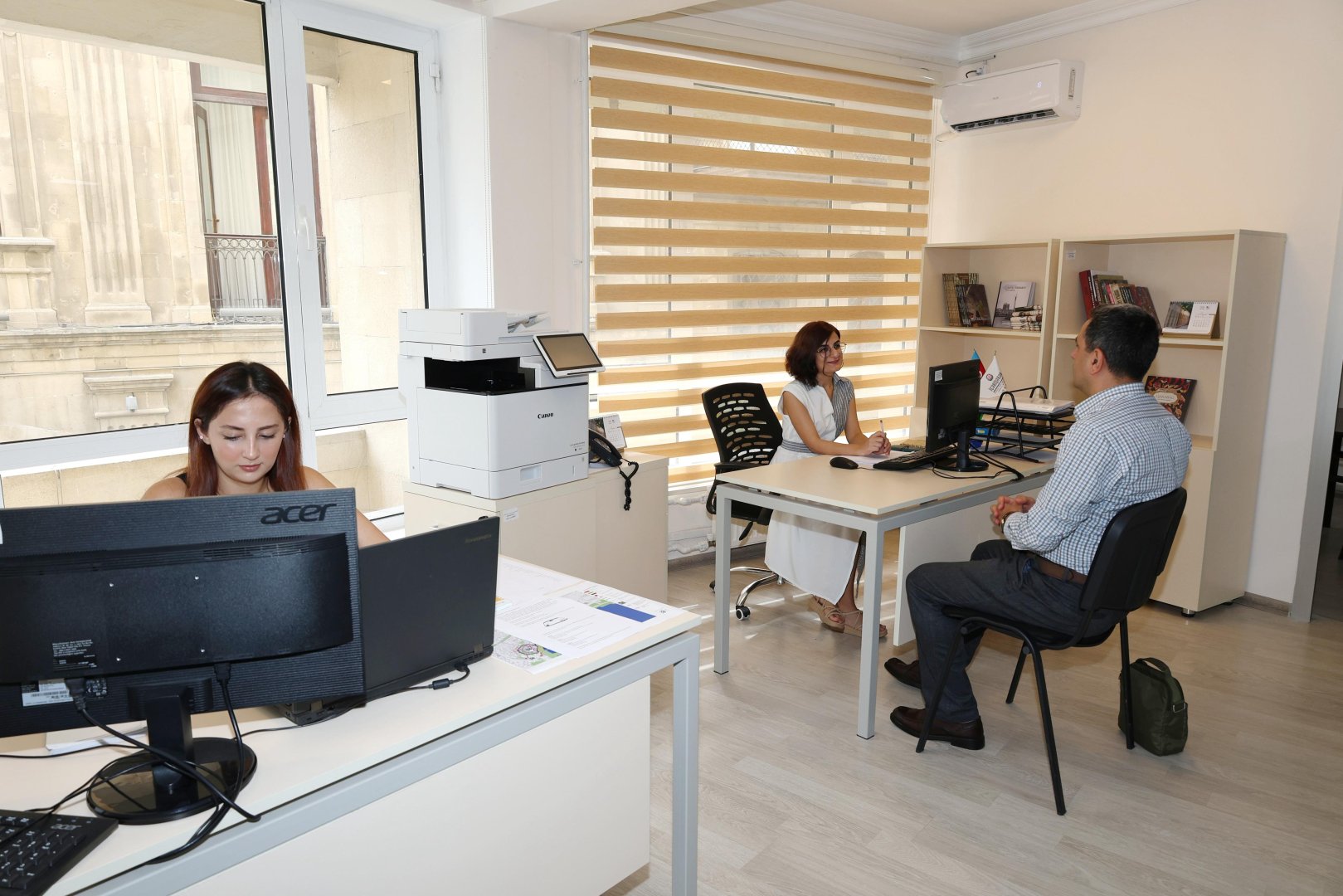 İçərişəhərdə yeni xidmət mərkəzi fəaliyyətə başladı