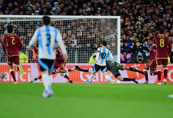 Messi vida matçında dubl edib