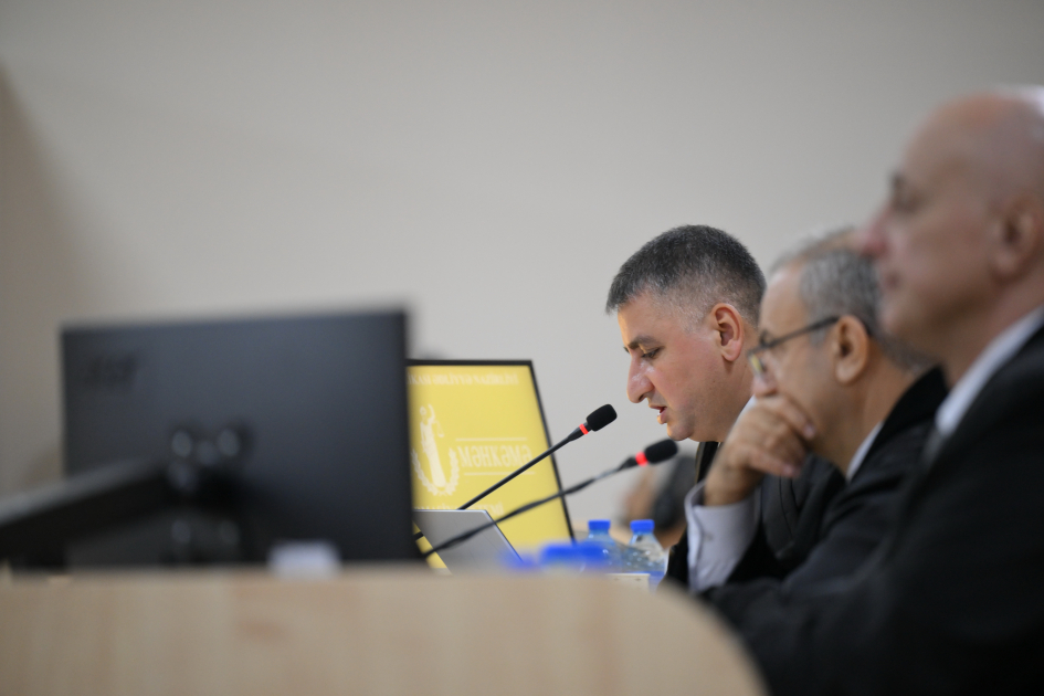 Bir sıra cinayətlərdə ittiham olunan Ermənistan vətəndaşlarının ibtidai istintaqa ifadələrinin məhkəmədə elan olunması başa çatıb (FOTO)