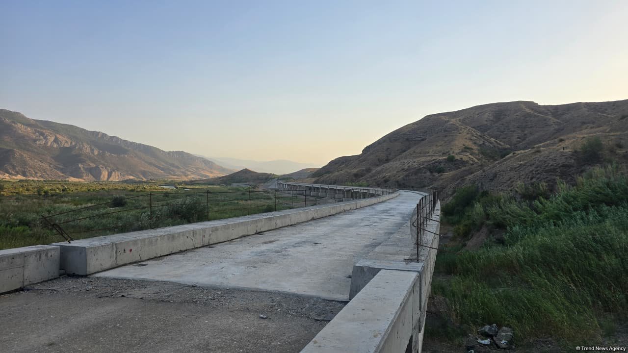 Horadiz-Ağbənd dəmir yolunun tikintisi üzrə işlər davam etdirilir (FOTOREPORTAJ)