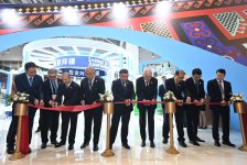 Azərbaycan Çin Beynəlxalq İnvestisiya və Ticarət Sərgisində iştirak edir (FOTO)