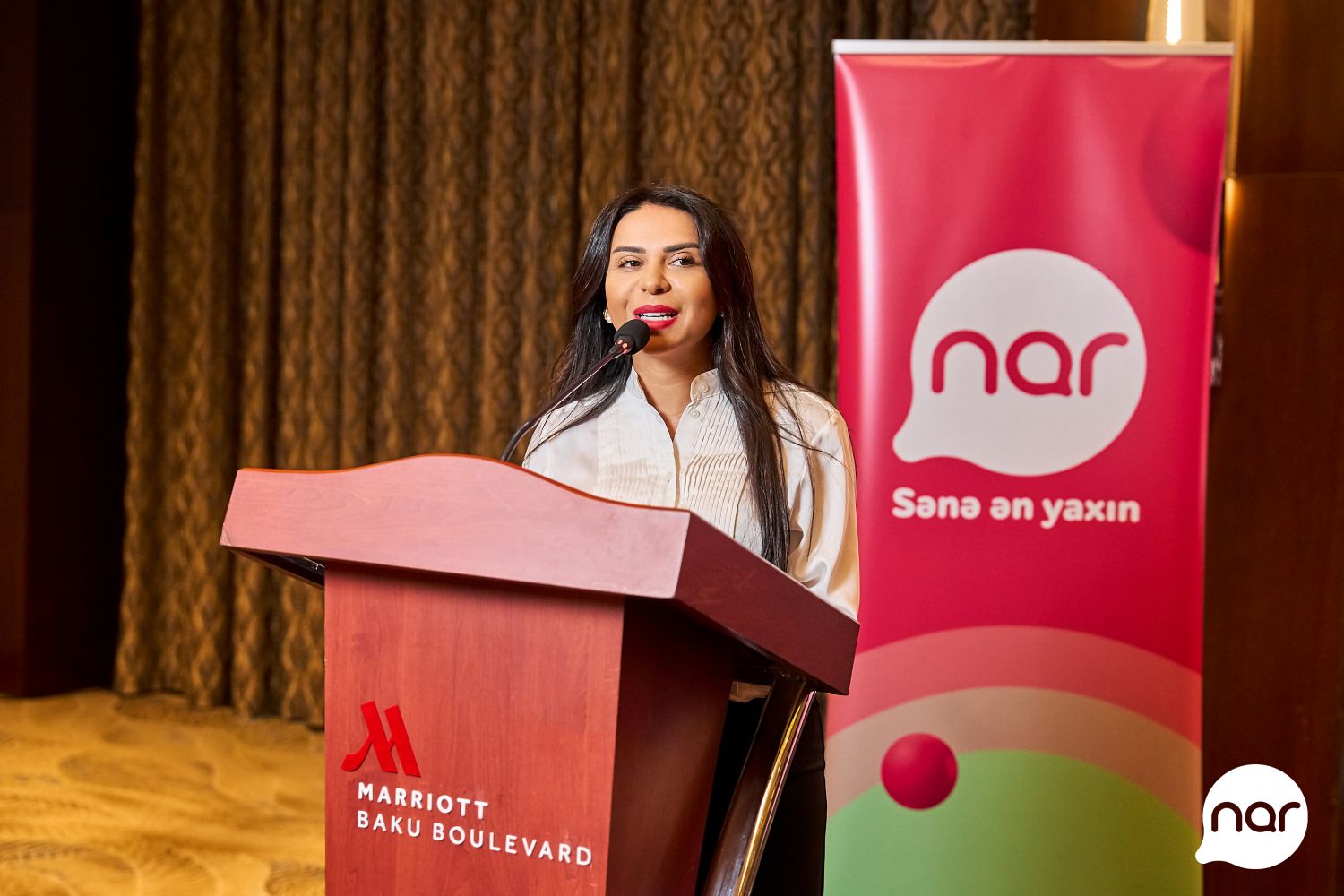 “Nar” ilin ən uğurlu abituriyentlərini mükafatlandırdı (FOTO)