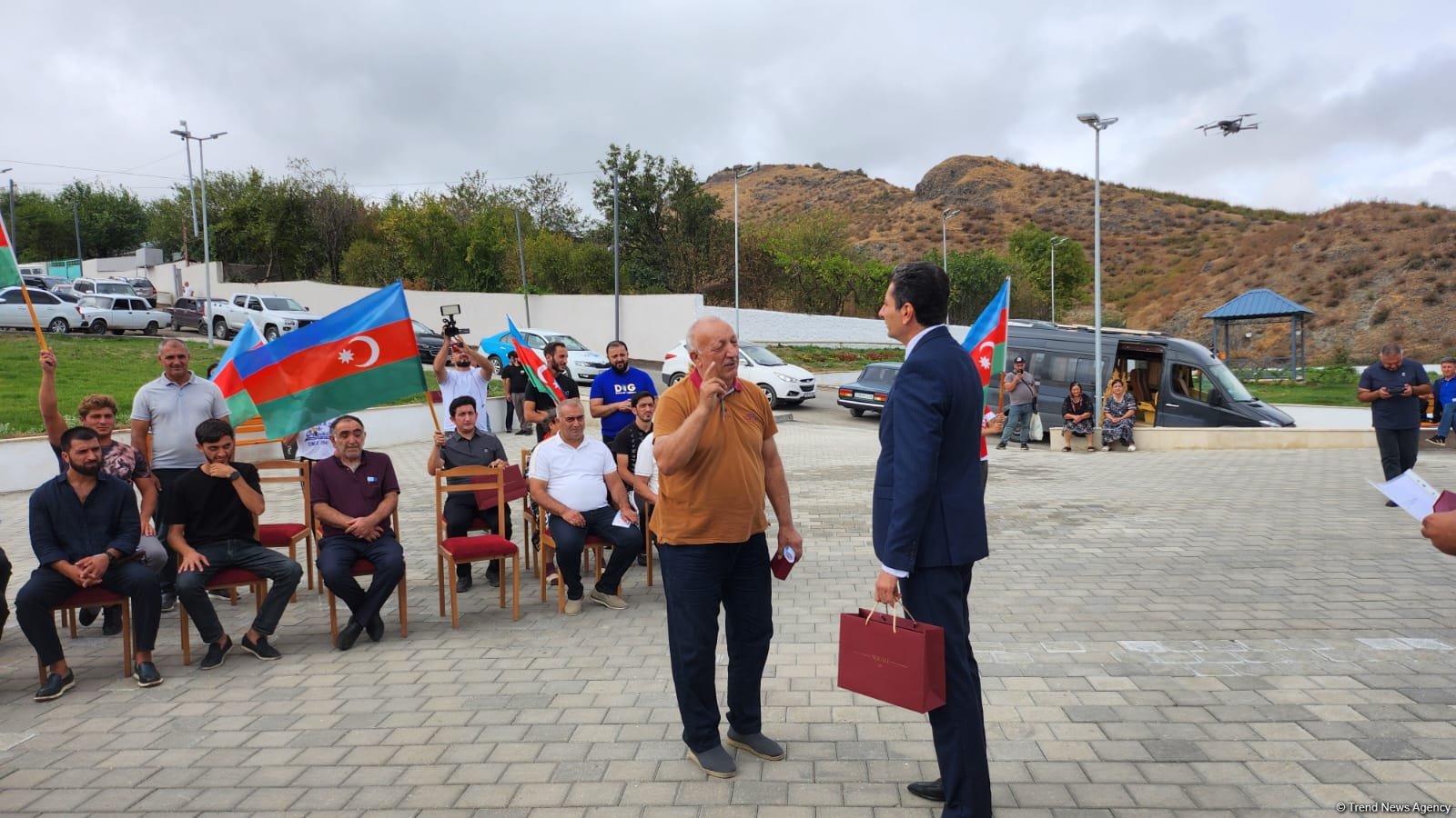 Xocalının Xanyurdu kəndinə çatan ailələrə evlərin açarları təqdim edilib (FOTO)(YENİLƏNİB)