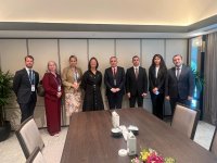 Baş prokuror Sinqapurda işgüzar səfərdədir (FOTO)