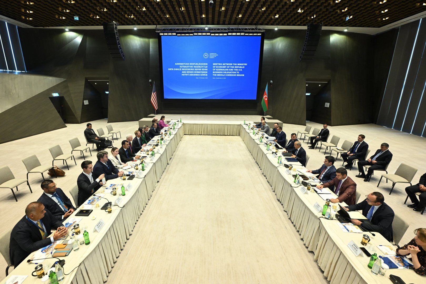 Orta Dəhlizin şaxələndirilməsi üzrə Azərbaycan-ABŞ tərəfdaşlığının perspektivləri müzakirə edilib (FOTO)