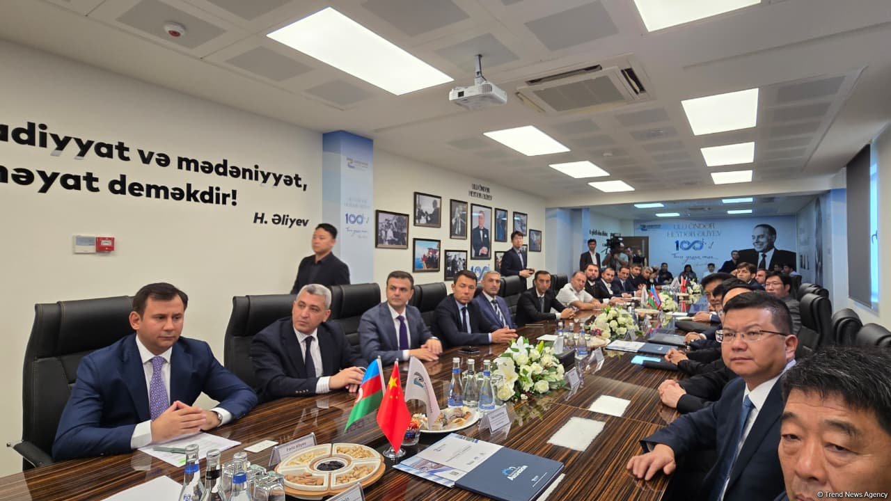 Çindən Azərbaycana yola düşən qatar Bakıya çatıb (FOTO) (YENİLƏNİB)
