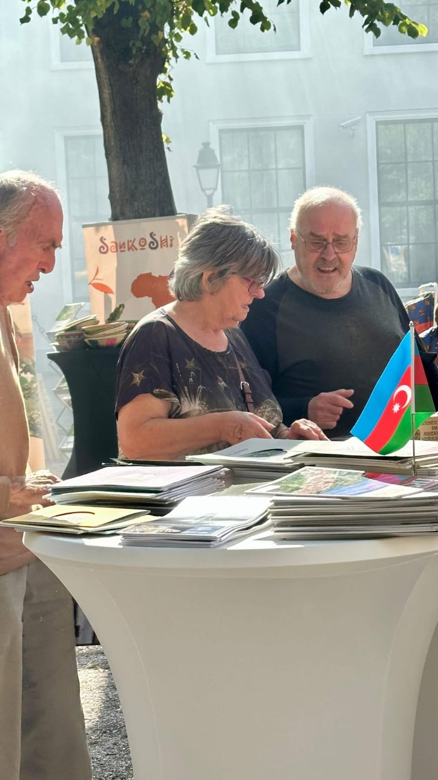 Azərbaycan mədəniyyəti Haaqada keçirilmiş beynəlxalq festivalda böyük maraq və coşqu ilə qarşılanıb (FOTO)
