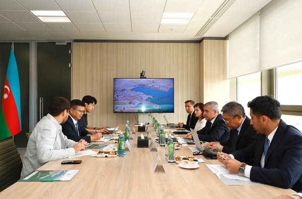 Azərbaycanla Çin arasında dəmir yolu əlaqələrinin genişləndirilməsi müzakirə olunub (FOTO)