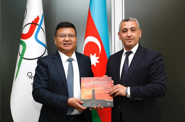 Azərbaycanla Çin arasında dəmir yolu əlaqələrinin genişləndirilməsi müzakirə olunub (FOTO)
