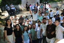 Şuşa və Laçın şəhərlərinə infotur təşkil edilib (FOTO/VİDEO)