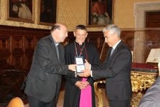 Heydər Əliyev Fondu ilə Vatikan Apostol Kitabxanası və Apostol Arxivi arasında memorandum imzalanıb (FOTO)