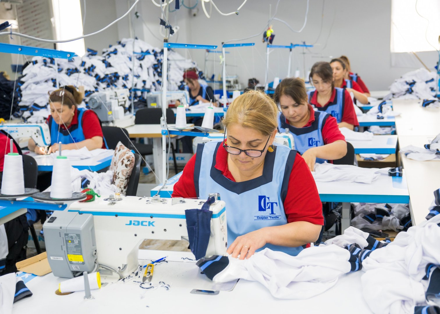 “PAŞA Holding”in tərəfdaşlığı ilə 12 mindən çox aztəminatlı ailənin övladlarına məktəbli ləvazimatları təqdim ediləcək (FOTO)