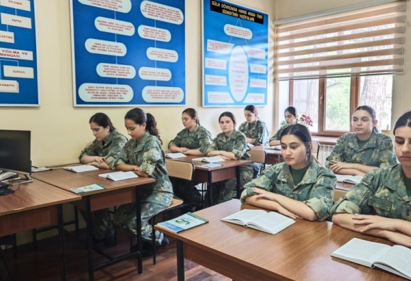 İlk dəfə olaraq Azərbaycan Tibb Universitetində qız hərbi həkimlər hazırlanacaq